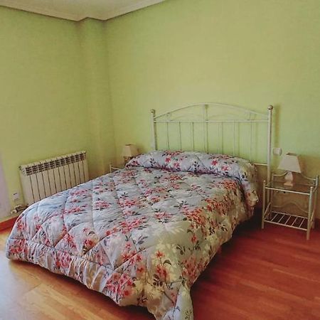 Ferienwohnung Apartamento Para 5 Personas Con Garaje A 10 Minutos De Valladolid Exterior foto