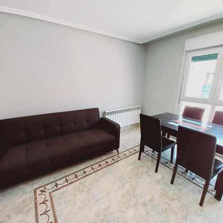 Ferienwohnung Apartamento Para 5 Personas Con Garaje A 10 Minutos De Valladolid Exterior foto