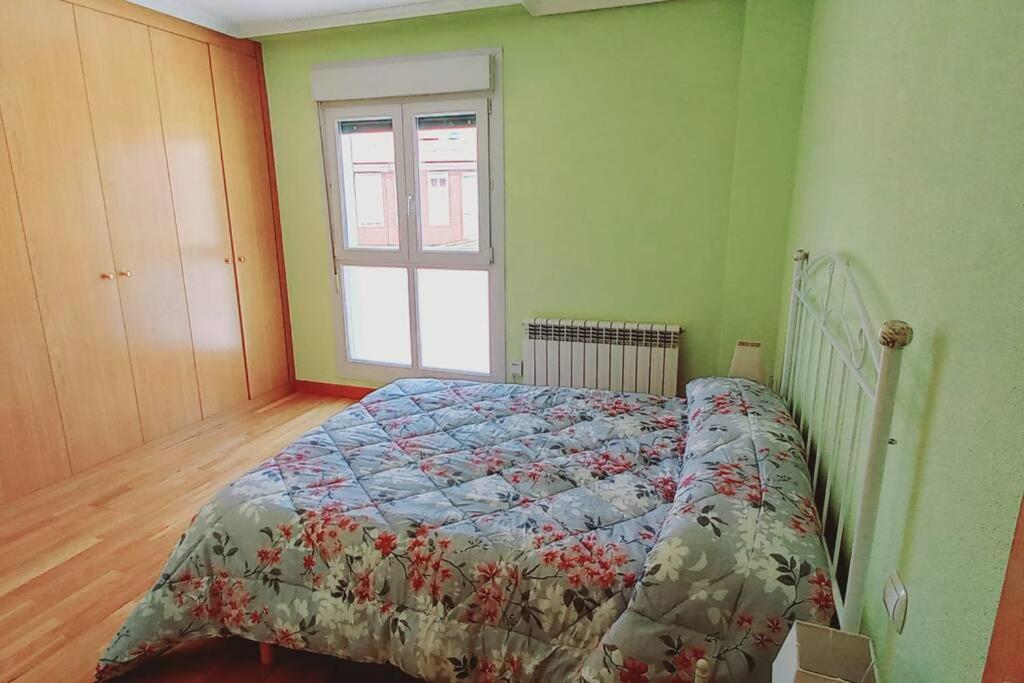 Ferienwohnung Apartamento Para 5 Personas Con Garaje A 10 Minutos De Valladolid Exterior foto