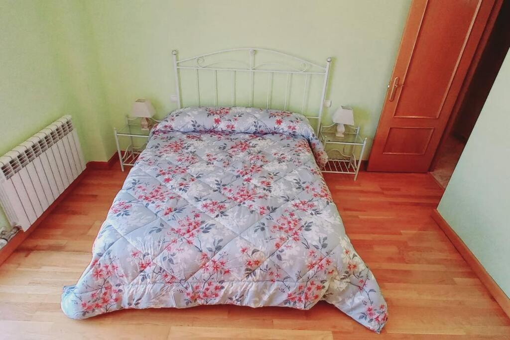 Ferienwohnung Apartamento Para 5 Personas Con Garaje A 10 Minutos De Valladolid Exterior foto