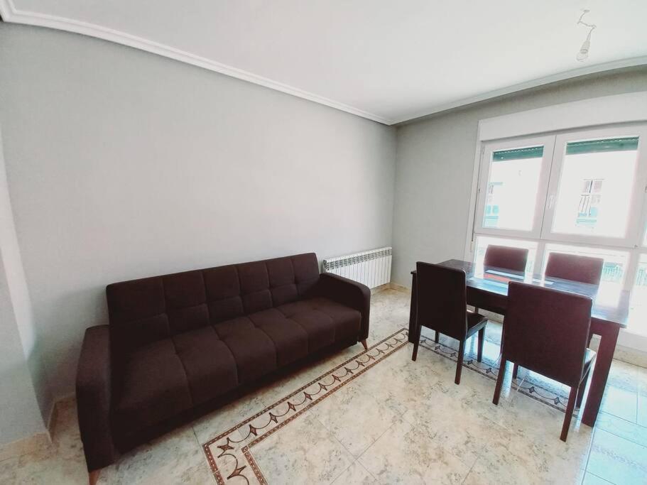 Ferienwohnung Apartamento Para 5 Personas Con Garaje A 10 Minutos De Valladolid Exterior foto