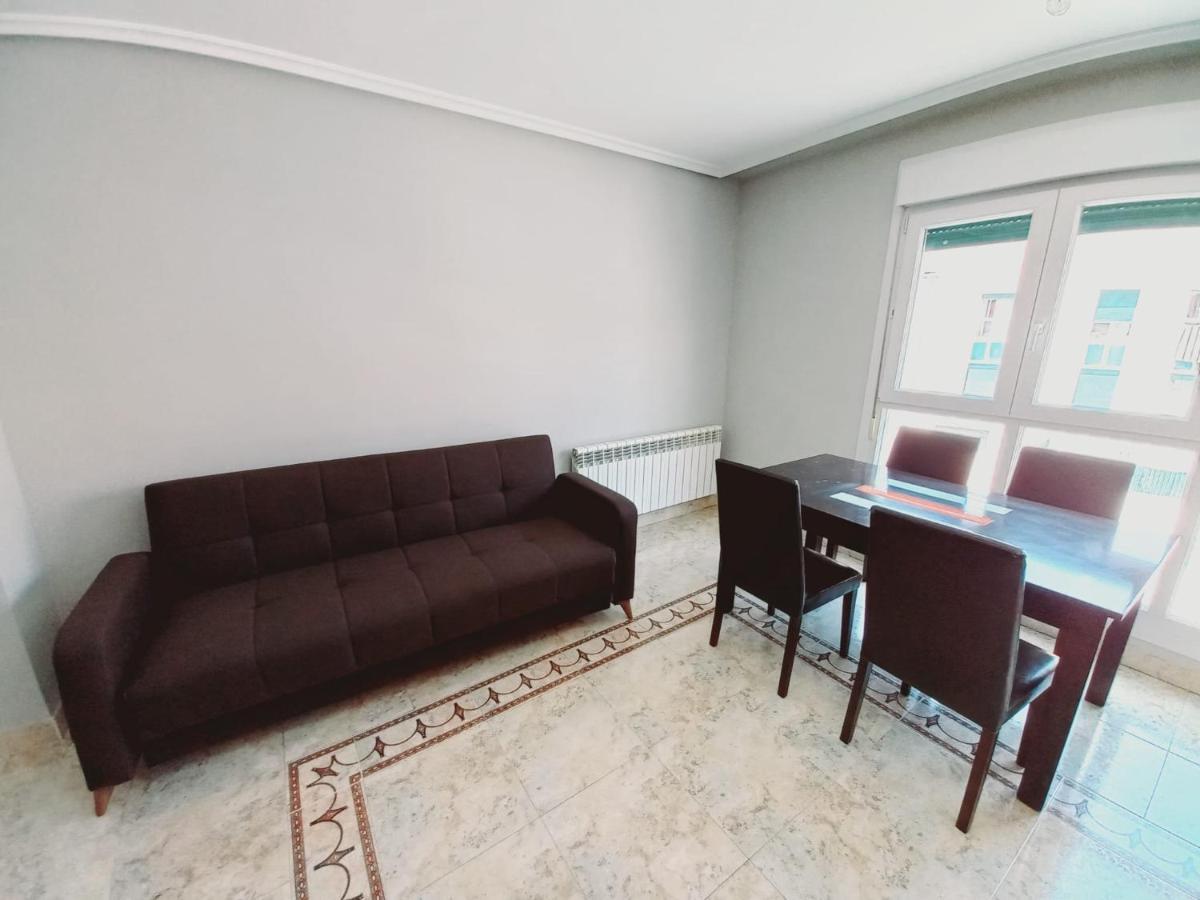 Ferienwohnung Apartamento Para 5 Personas Con Garaje A 10 Minutos De Valladolid Exterior foto