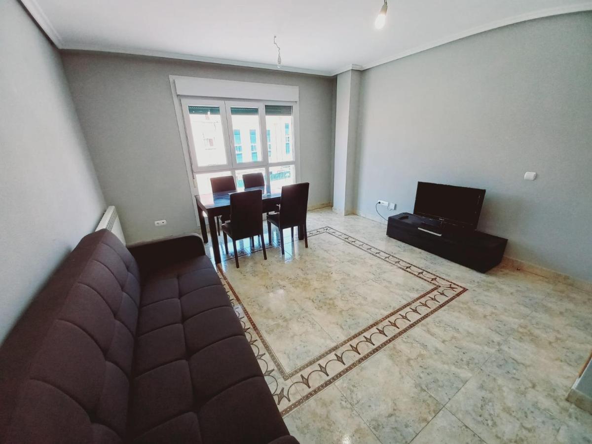 Ferienwohnung Apartamento Para 5 Personas Con Garaje A 10 Minutos De Valladolid Exterior foto